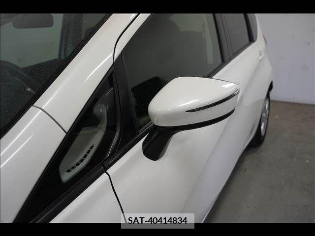 Nissan NOTE 2016-11 302405-6