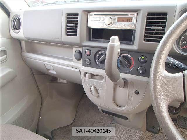 Suzuki EVERY 2010-08 226238-14