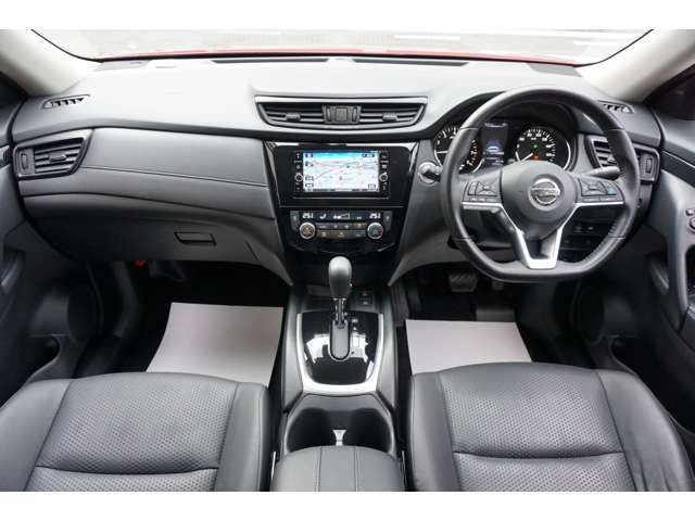 Nissan X-TRAIL 2018-01 5437-6