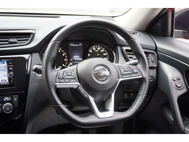 Nissan X-TRAIL 2018-01 5437-9