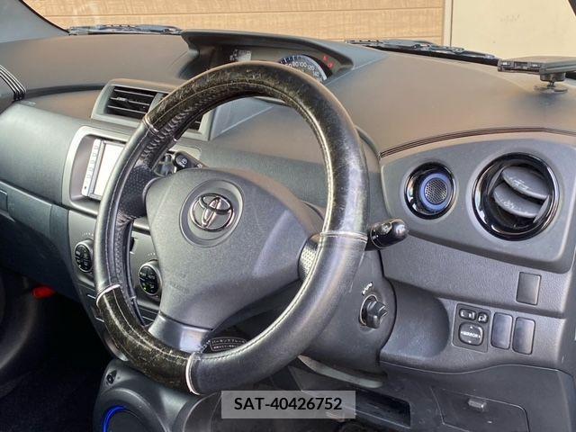 Toyota BB 2006-09 261527-7