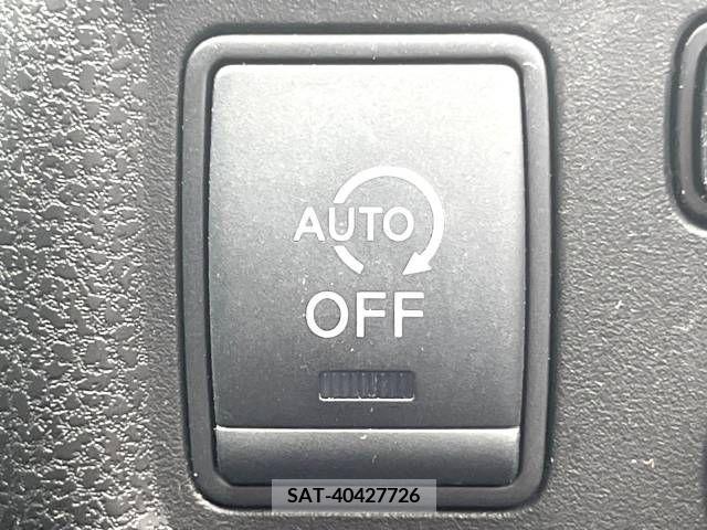 Nissan NOTE 2016-02 365494-6