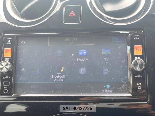 Nissan NOTE 2016-02 365494-4