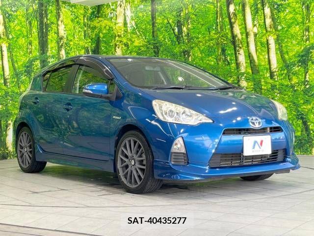 Toyota AQUA 2013-08 389363-16