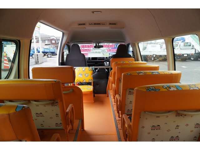 Toyota HIACE COMMUTER 2018-06 3584-18