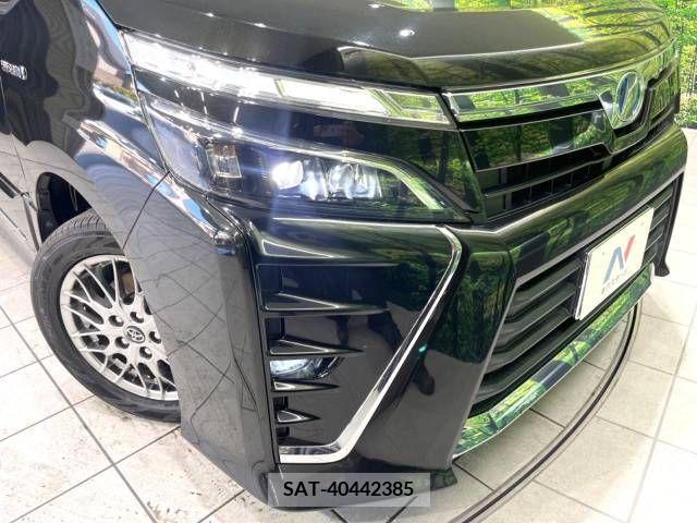 Toyota VOXY HYBRID 2018-05 289454-12