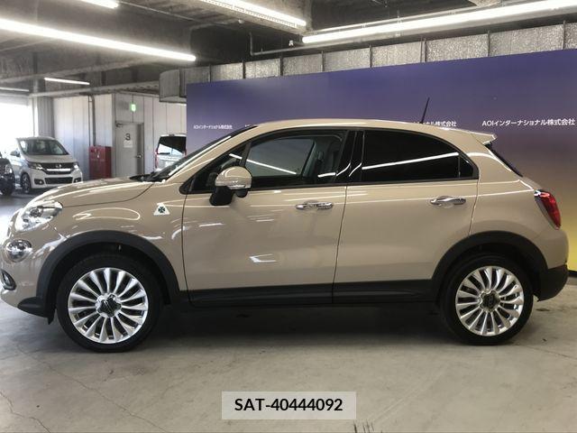 Fiat 500X 2017-12 242209-12