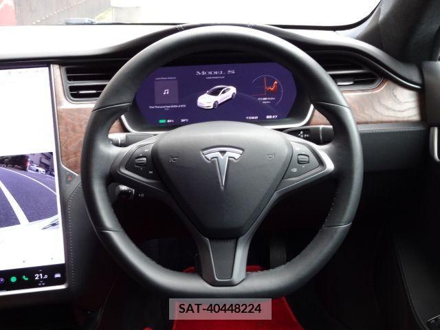 Tesla MODEL S 2020-12 374790-19