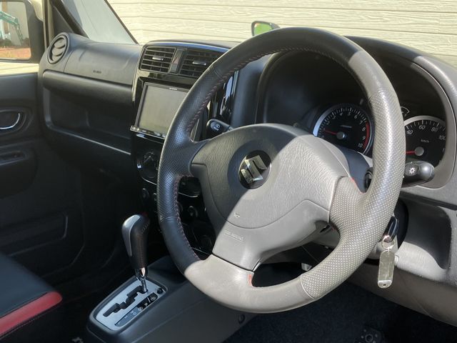 Suzuki JIMNY 2014-02 7552-3