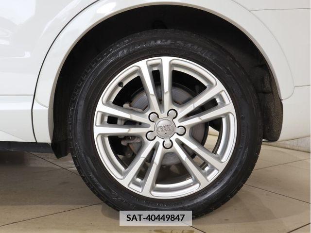 Audi Q3 2017-11 381061-27