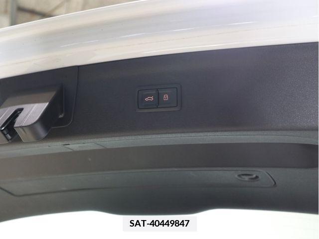 Audi Q3 2017-11 381061-23