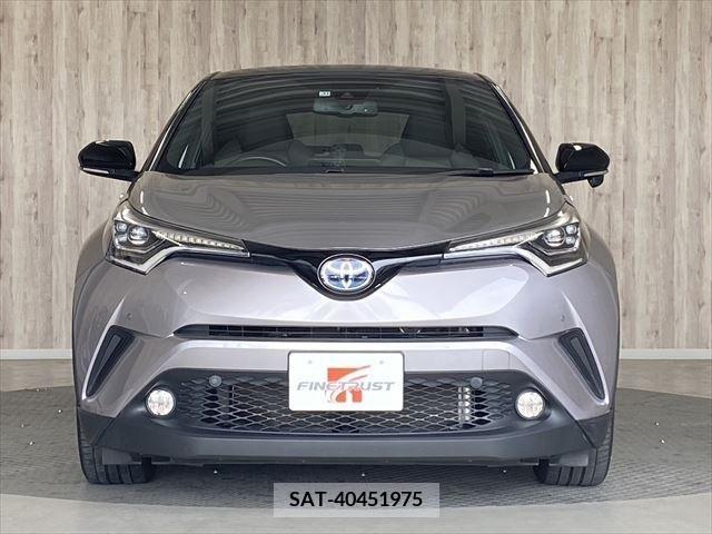 Toyota C-HR 2017-11 265245-1