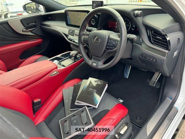 Lexus LS 2022-01 206530-2