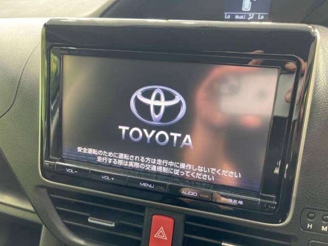 Toyota NOAH 2015-07 24111-2