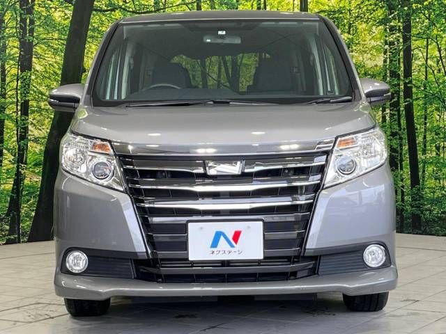 Toyota NOAH 2015-07 24111-14