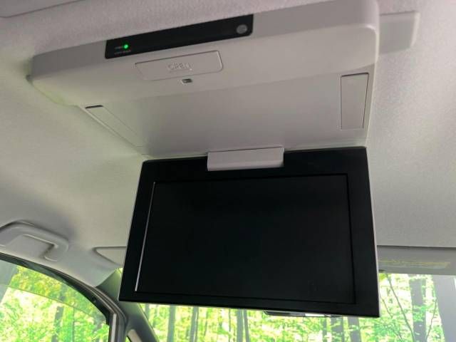 Toyota NOAH 2015-07 24111-3