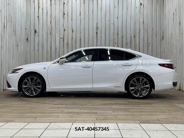 Lexus ES 2020-04 300401-13