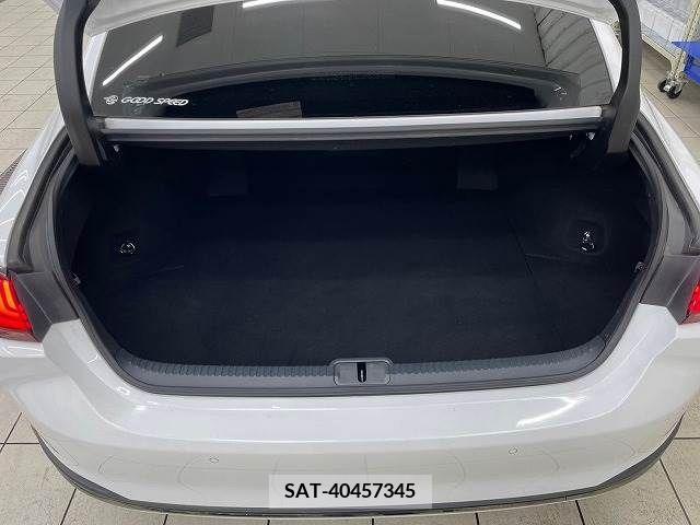 Lexus ES 2020-04 300401-10