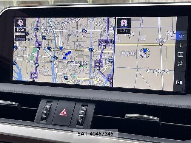 Lexus ES 2020-04 300401-2