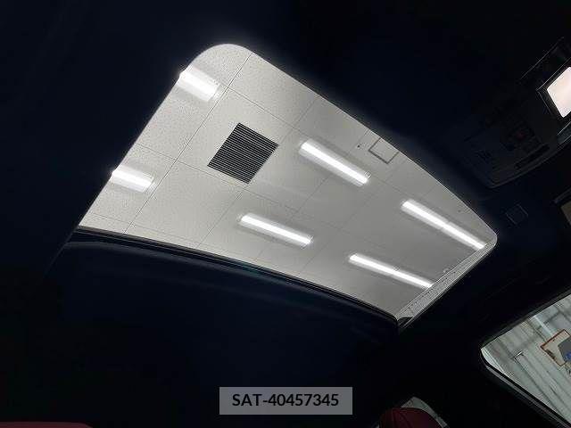 Lexus ES 2020-04 300401-4