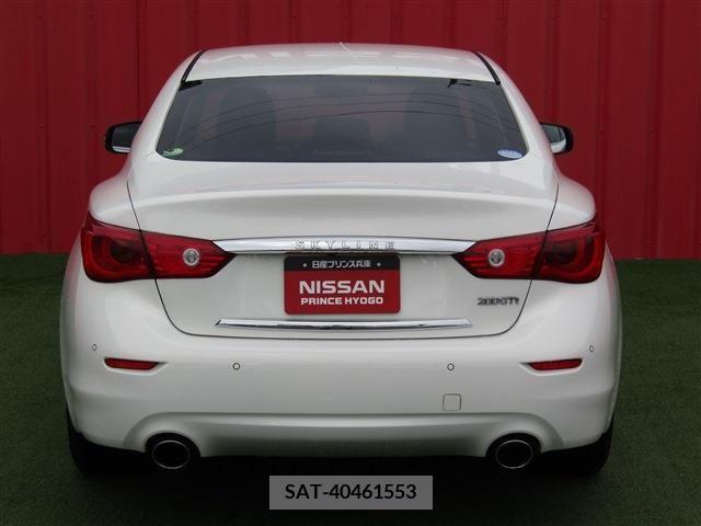 Nissan SKYLINE 2015-07 330624-24