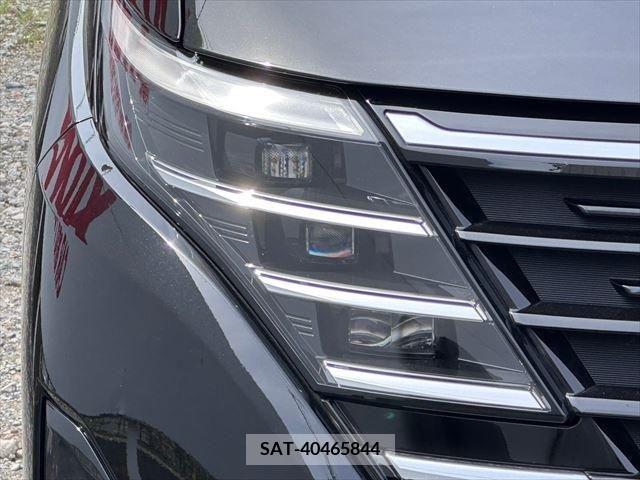 Nissan SERENA 2023-05 284251-9