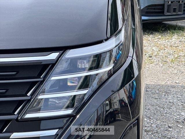 Nissan SERENA 2023-05 284251-8