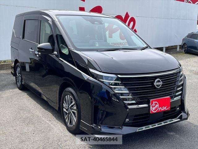 Nissan SERENA 2023-05 284251-2