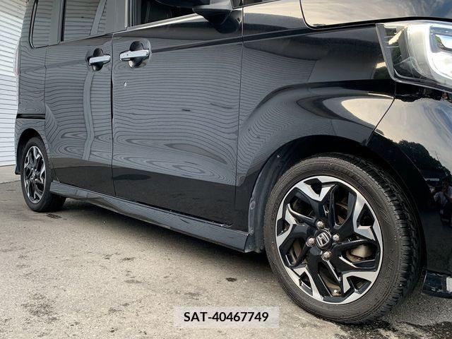 Honda N BOX CUSTOM 2017-12 351071-9
