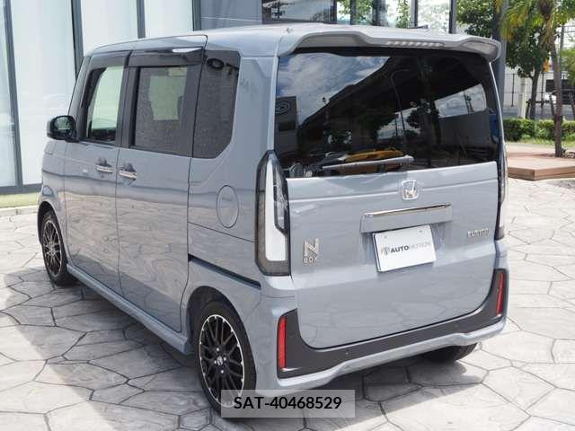 Honda N BOX CUSTOM 2023-10 335364-5