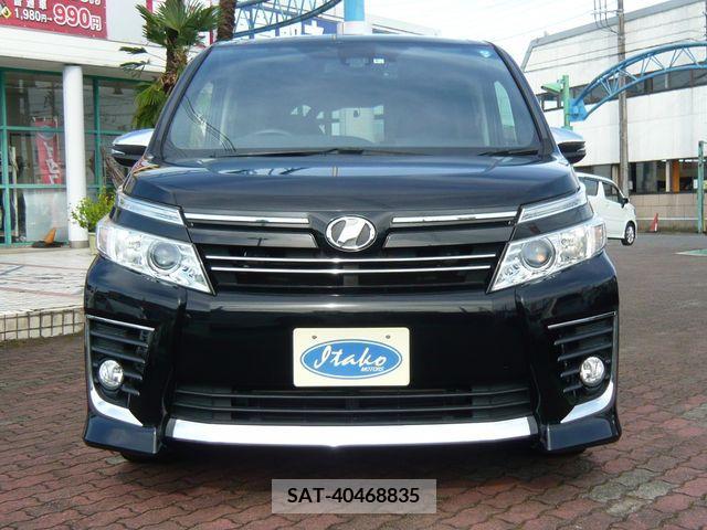 Toyota VOXY 2016-06 252241-1