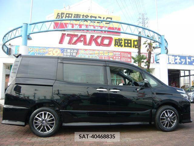 Toyota VOXY 2016-06 252241-6