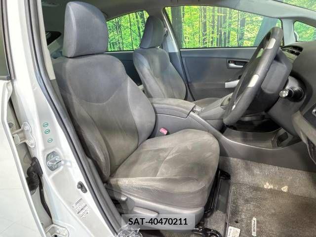 Toyota PRIUS 2009-10 366462-8