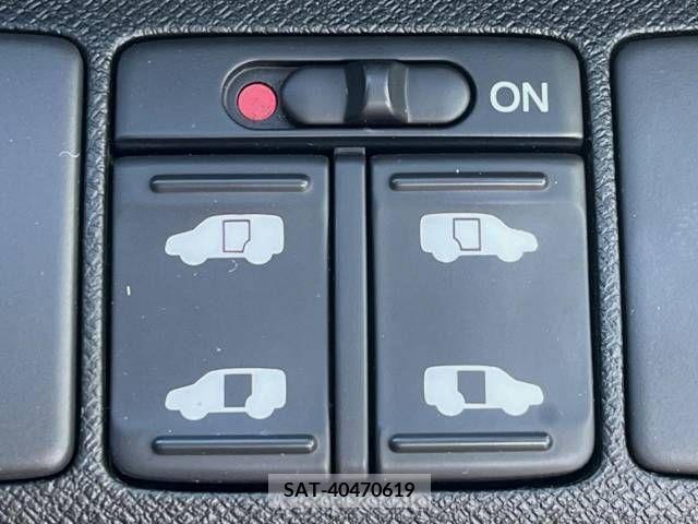 Honda STEP WGN 2013-06 250544-5