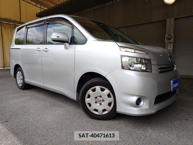 Toyota VOXY 2010-01 289235-0