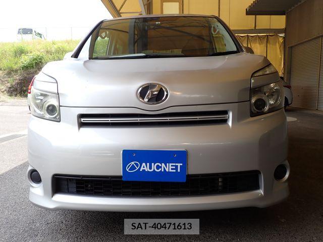 Toyota VOXY 2010-01 289235-5