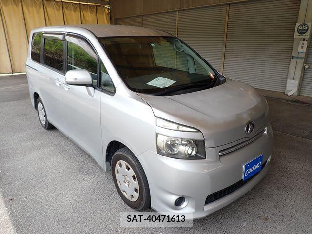 Toyota VOXY 2010-01 289235-3