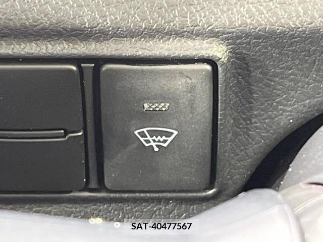 Toyota SIENTA 2016-02 208009-4