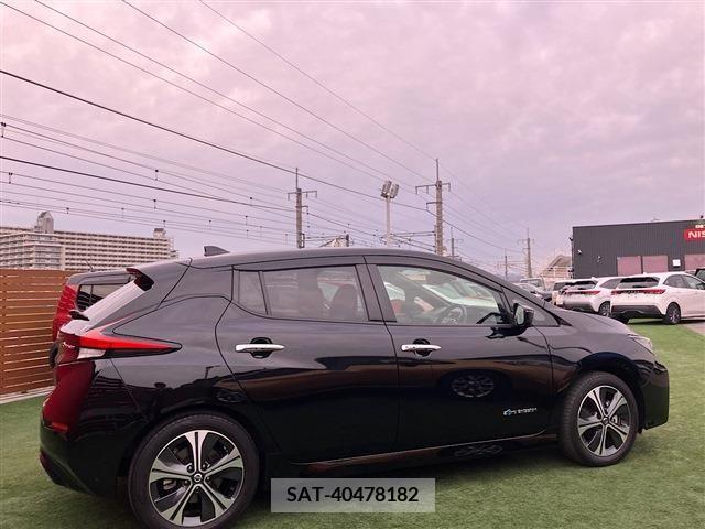 Nissan LEAF 2021-02 297896-13