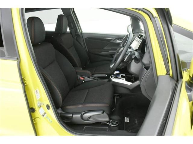 Honda FIT HYBRID 2013-11 194038-9