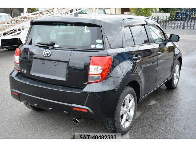 Toyota IST 2011-07 273461-3