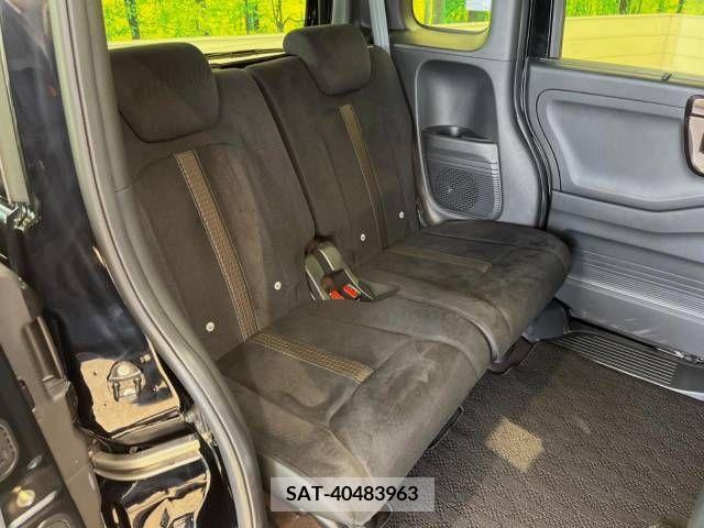 Honda N BOX CUSTOM 2018-02 365004-9