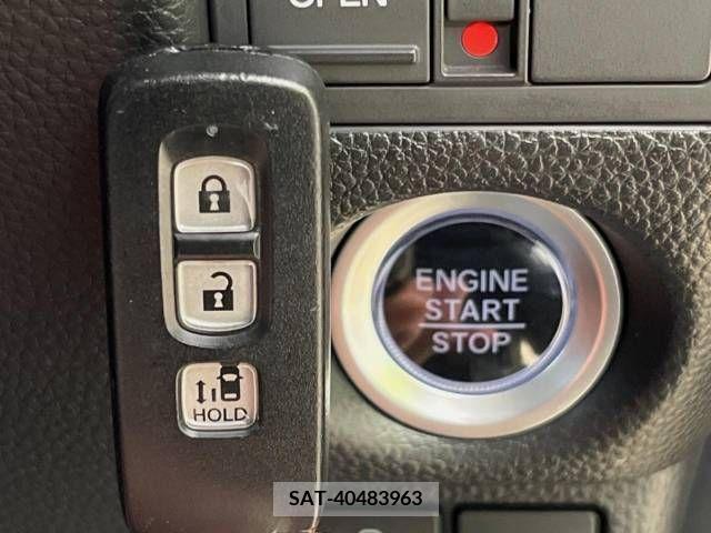 Honda N BOX CUSTOM 2018-02 365004-7