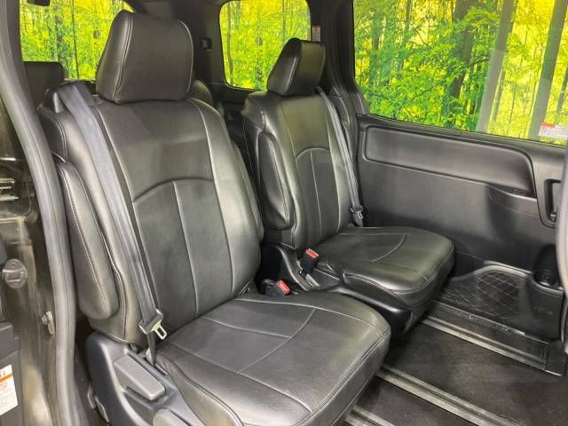 Toyota VOXY HYBRID 2021-01 187757-10