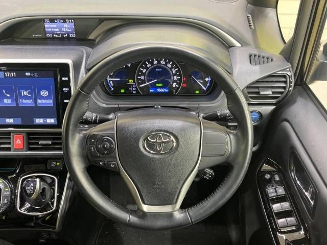 Toyota VOXY HYBRID 2021-01 187757-12