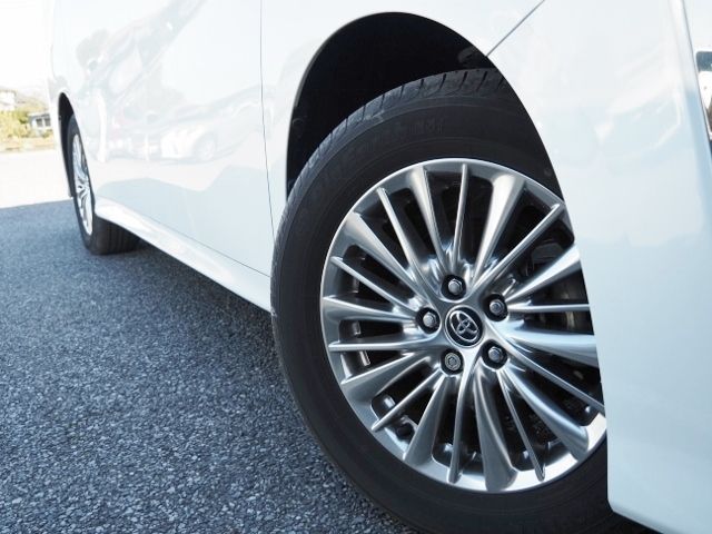 Toyota VELLFIRE 2018-11 191356-8