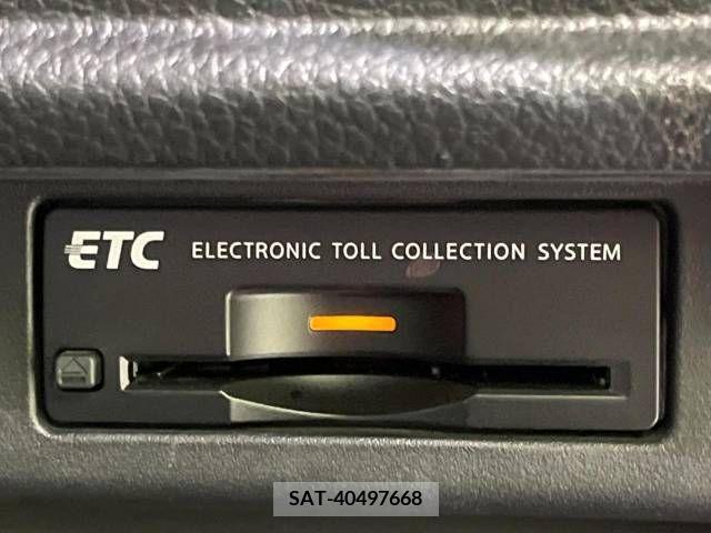 Nissan ELGRAND 2016-03 221129-7