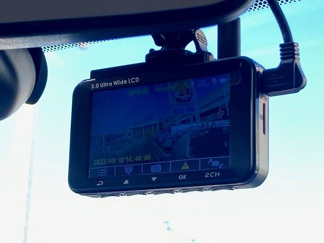 Nissan X-TRAIL 2016-04 23749-22