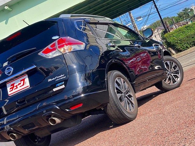 Nissan X-TRAIL 2016-04 23749-25