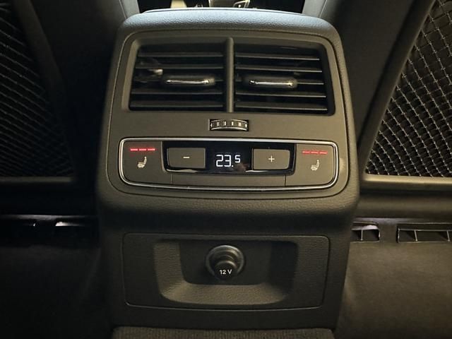 Audi A4 2019-05 23800-16